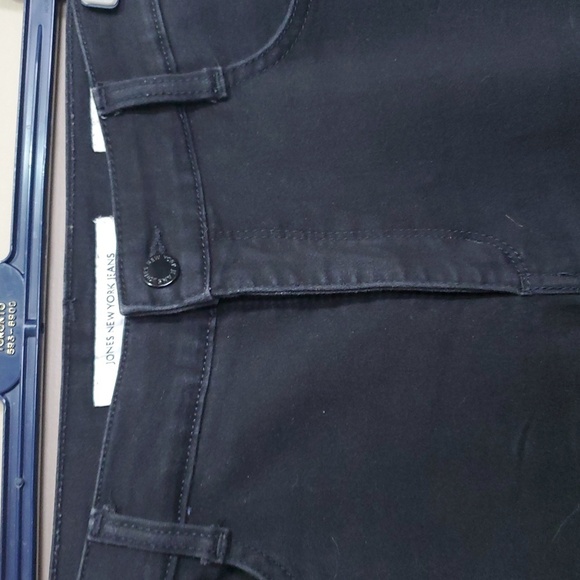 Jones New York Black Lexington Straight Jeans Size 10 - Picture 2 of 5